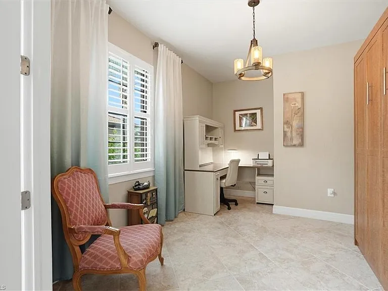 5769 Mayflower Way — Photo 7