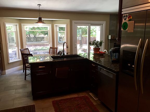 Kitchen looking towards breakfast nook