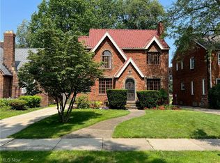 1242 Castleton Rd, Cleveland Heights, OH 44121