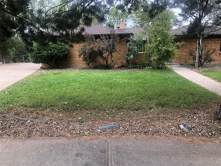 10989 Roseanna Dr — Photo 18
