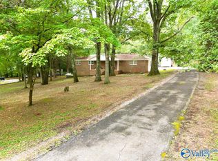 484 Morring Rd, Brownsboro, AL 35741