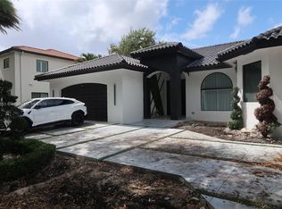 16830 NW 86th Ct, Miami Lakes, FL 33016