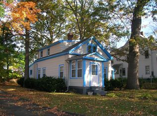 11 Jackson St, Manchester, CT 06040