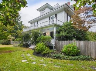 25 Grapevine Rd, Wenham, MA 01984