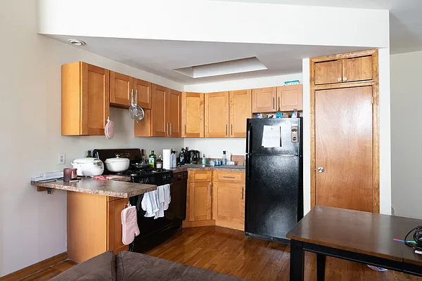 Rented by Corcoran | media 12