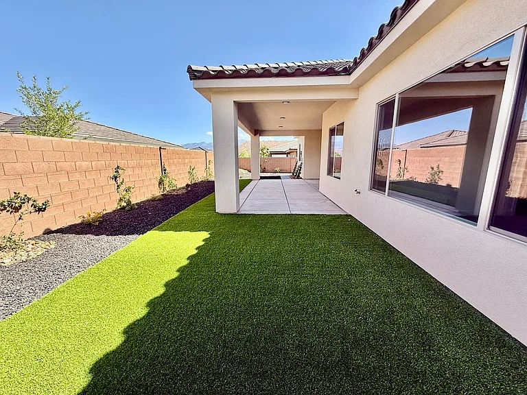 506 S Martignano Way — Photo 31