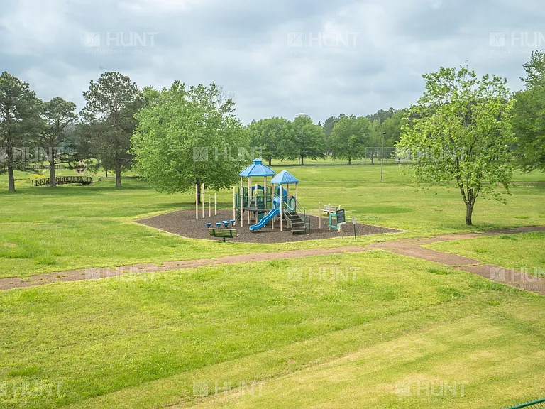 6078 Enterprise St — Photo 10