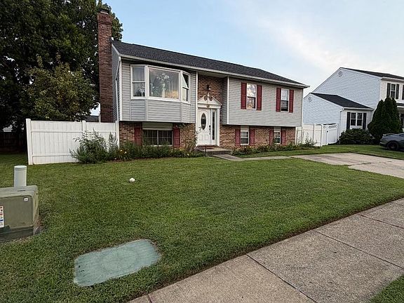 4th image of 457 Mary Kay Ct