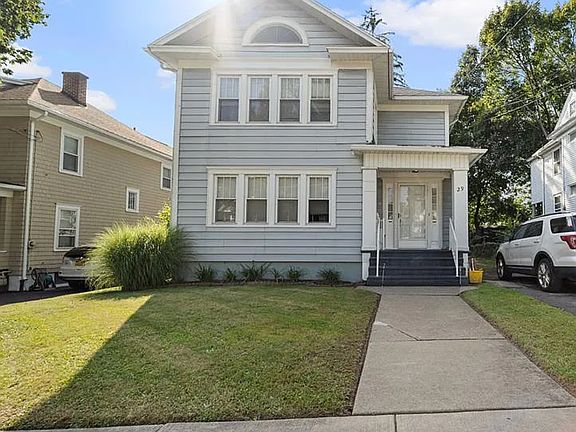 2nd image of 29 Laurel Ave #2