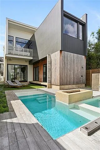1435 Euterpe St — Photo 38