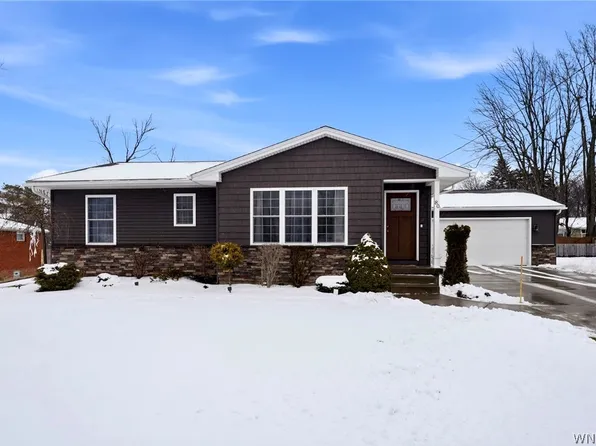 80 6th Ave, Lancaster, NY 14086