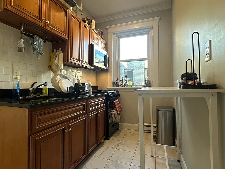 75 Park Dr #19 — Photo 4