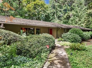 10695 SW Hawthorne Ln, Portland, OR 97225