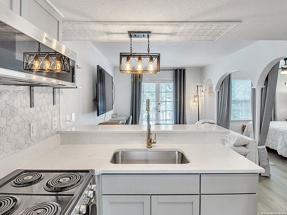 4th image of 66 Brees Blvd #73