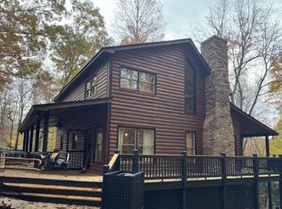 648 Stuart Mountain Rd, Mineral Bluff, GA 30559