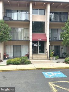 7700 Arehart Dr APT 1211, Hyattsville, MD, 20784