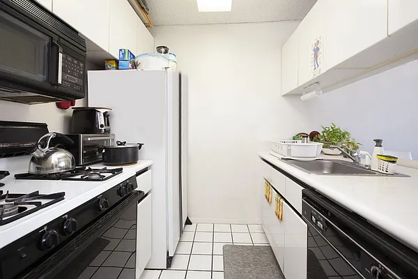 Rented by Argo Residential | media 9