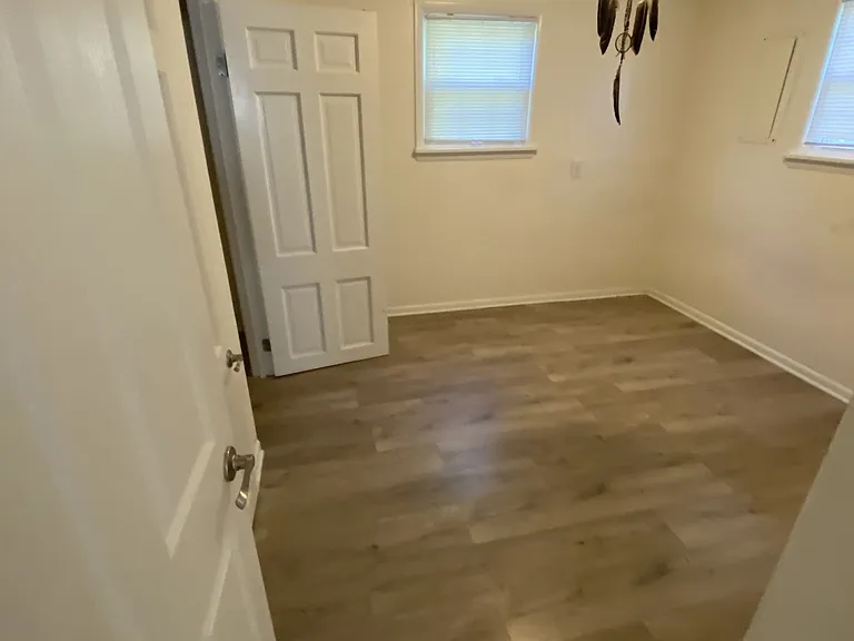 374 W Rhudes Creek Rd #1 — Photo 6