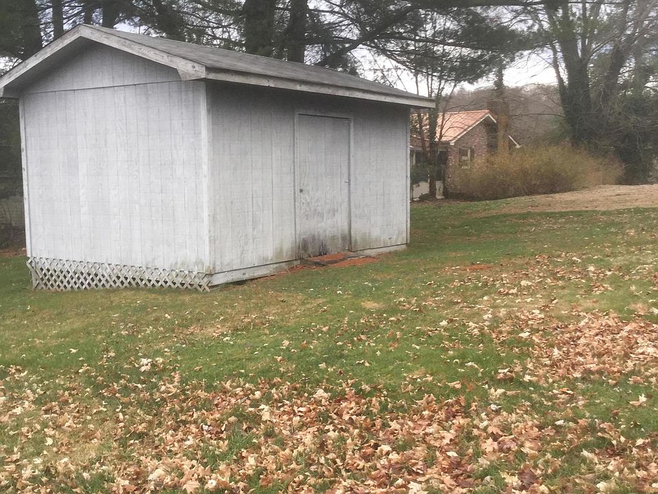 2nd image of 10116 Sunrise St