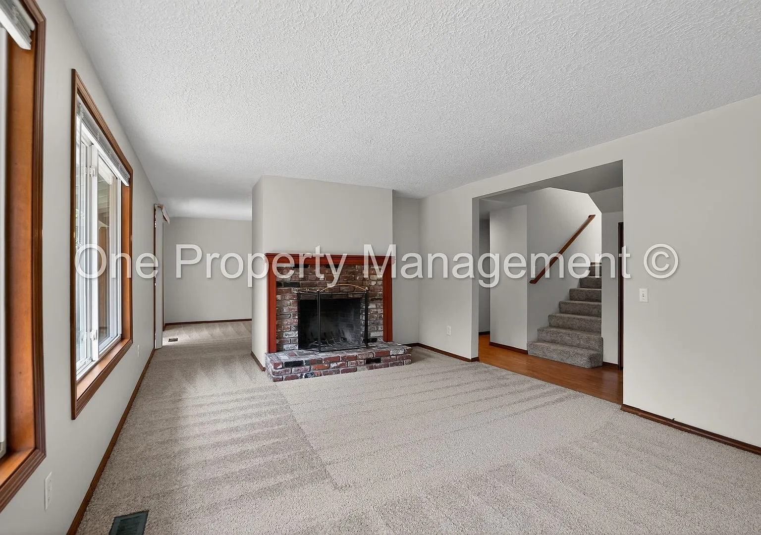 Cascade Park Charmer with Large Yard! — Photo 2