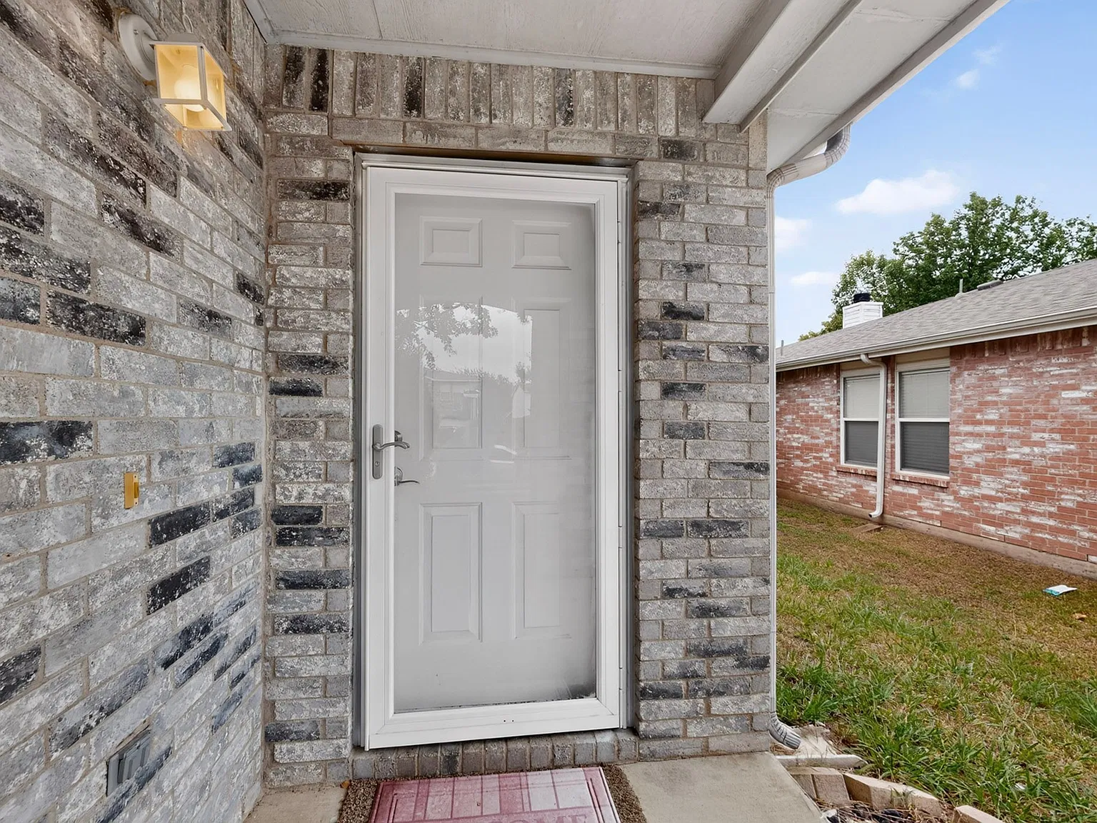 3 bed, 1518 sqft, $1,995 — Photo 4