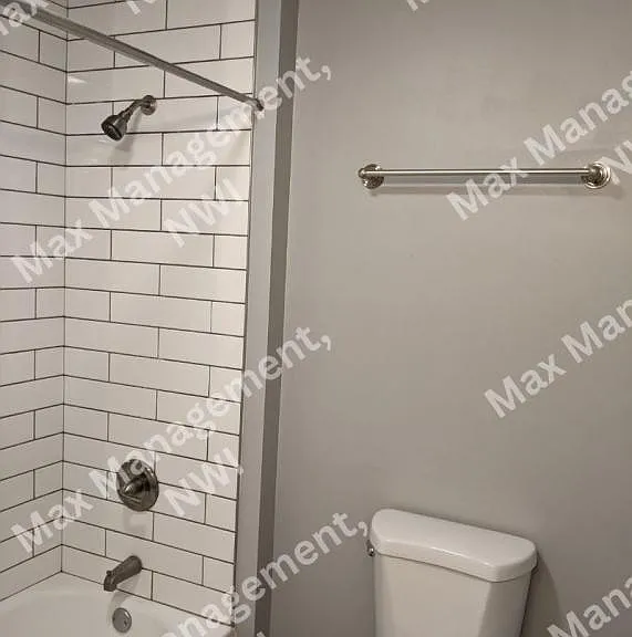 3802 Fir St #2S — Photo 6