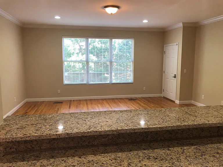 7338 Amherst Ave — Photo 7