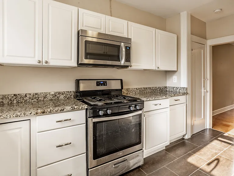 4327 N Park Ave — Photo 12