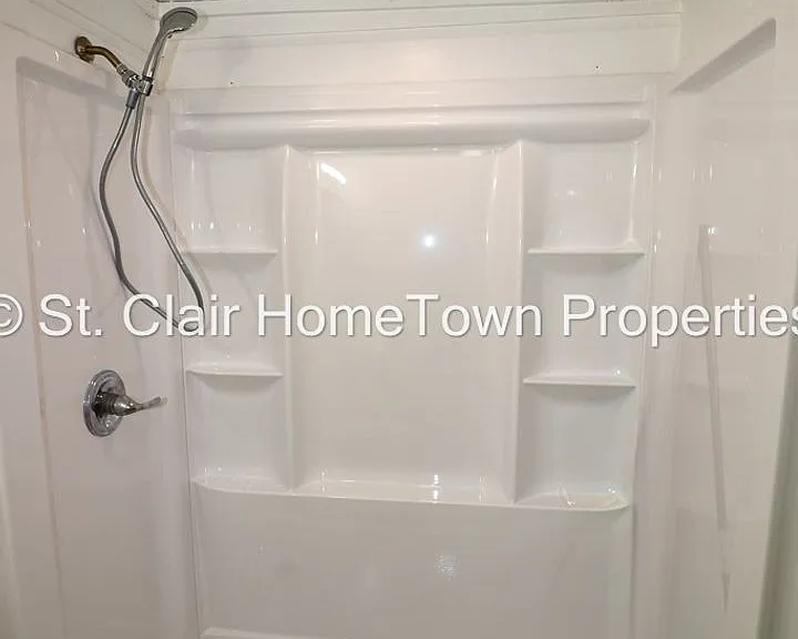 140 Sunset Dr — Photo 32