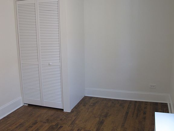 2nd image of 4838 N Claremont Ave #2