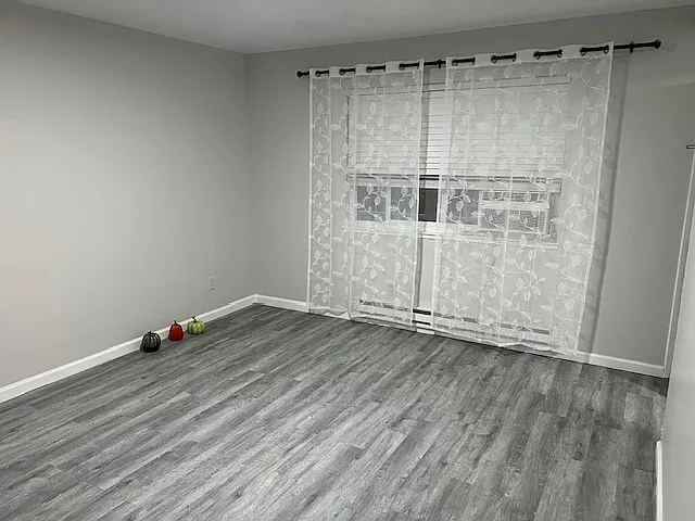 415 S Willard Ave #11 — Photo 8