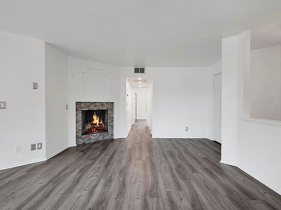 5th image of 18107 Erik Ct Unit 461