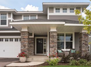 15491 Creekside Ln, Osseo, MN 55369