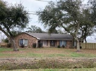 501 Turner St, Bay Saint Louis, MS 39520