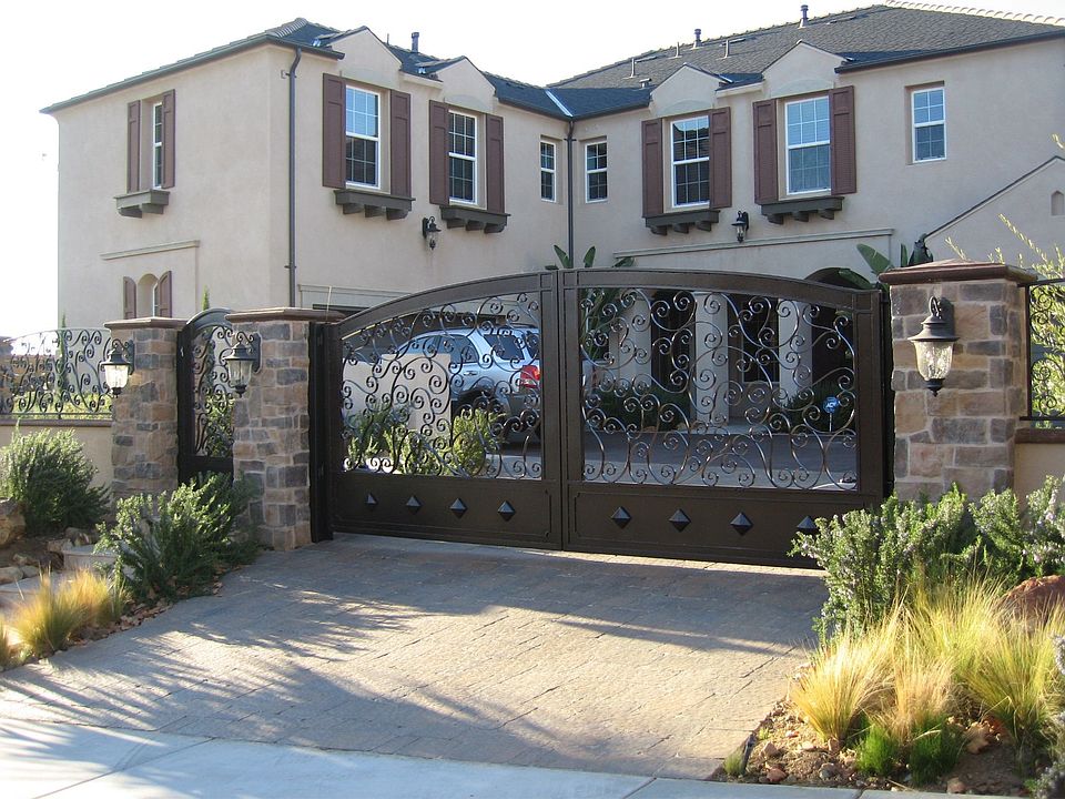 Gated Driveway