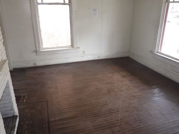 10916 S Wabash Ave, Chicago, IL 60628