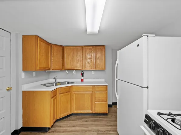 450 Center St, Carnegie, PA 15106