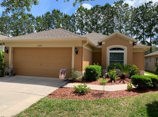 5214 Gato Del Sol Cir, Zephyrhills, FL 33544