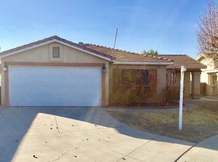 15184 Melody Ln, Victorville, CA 92394