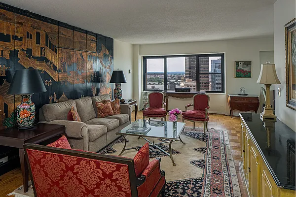 Sold by Stribling | media 4