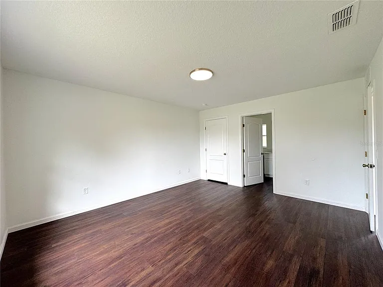 102 Edison St — Photo 10