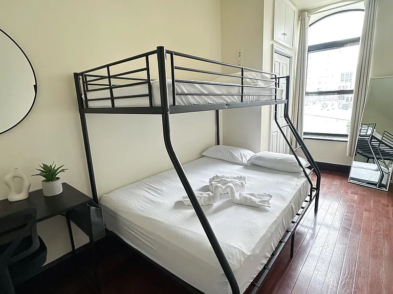 217 N 11th St #501 — Photo 15