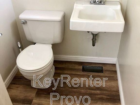 4th image of 611 N 800 E Unit 1