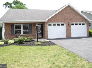 664 Bishop Ave, Chambersburg, PA 17201