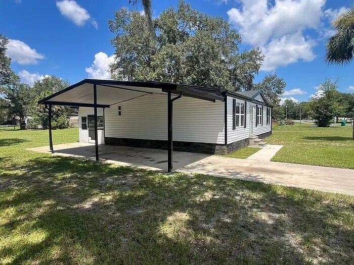 3 bed, 2.0 bath, 1120 sqft, $1,595 — Photo 4