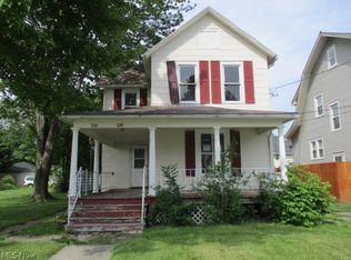 526-528 Hamilton Ave, Lorain, OH 44052