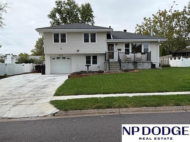 1st image of 8616 Park View Blvd
