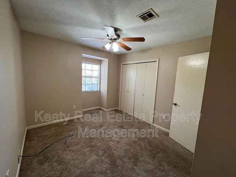 418 Failla Rd #4 — Photo 12