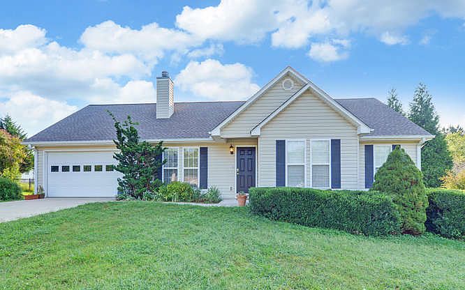 1st image of 217 Ash Wood Ln