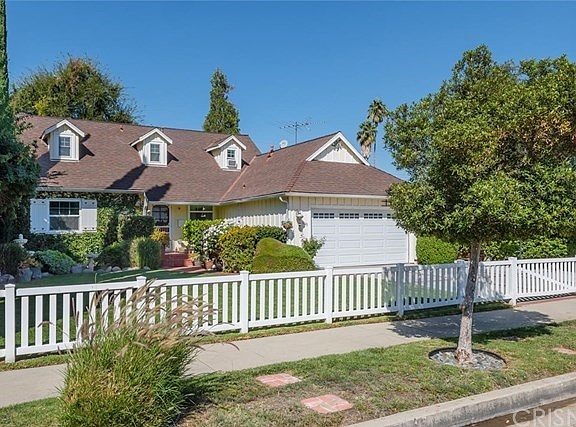 2nd image of 6643 Royer Ave